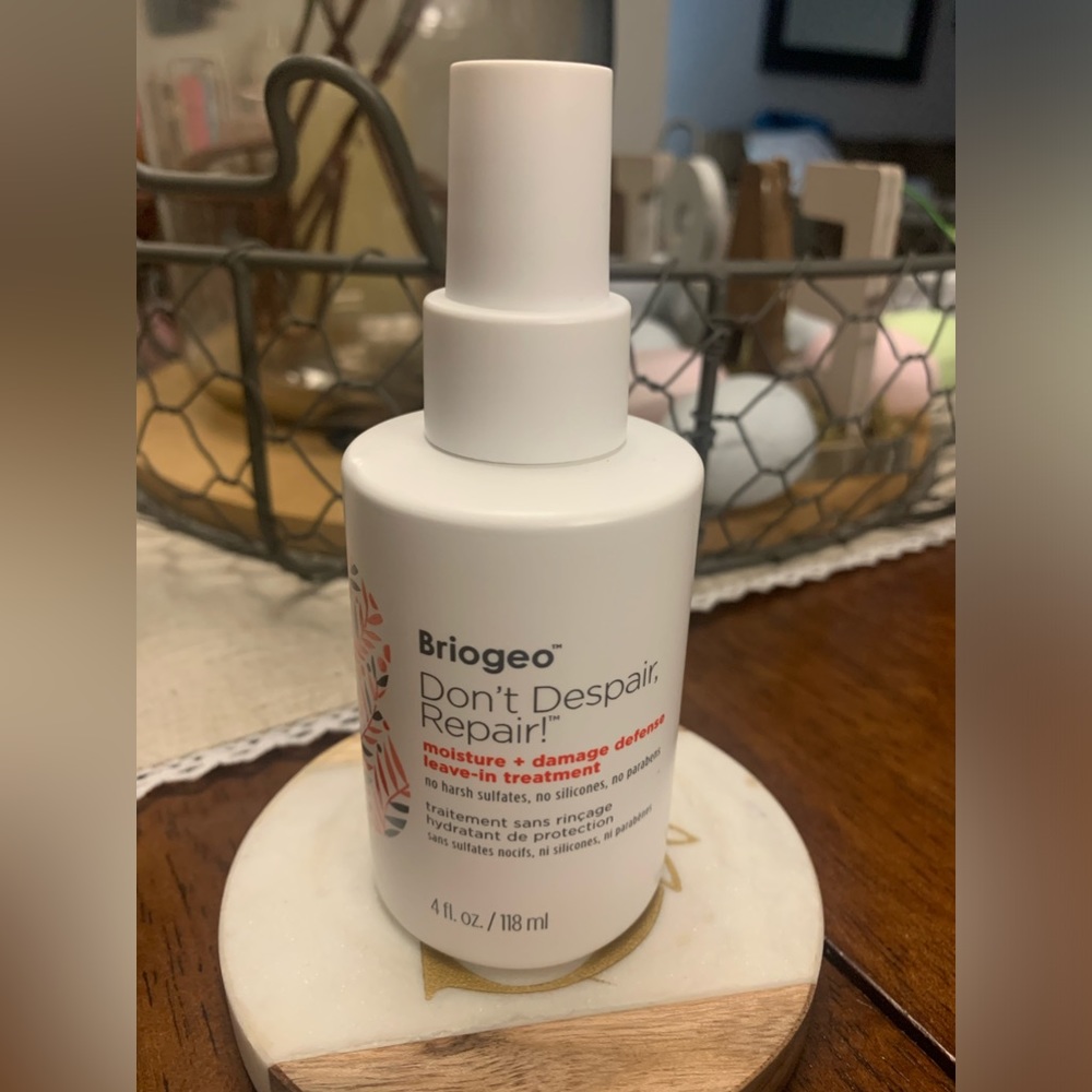 A lightweight leave-in treatment
